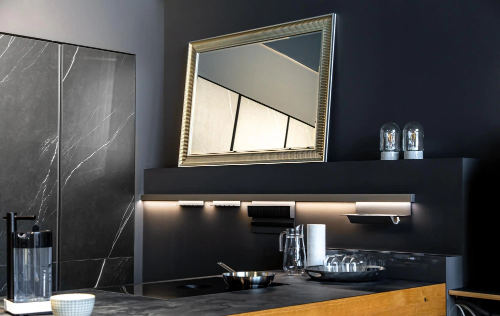 High quality custom mirror installation